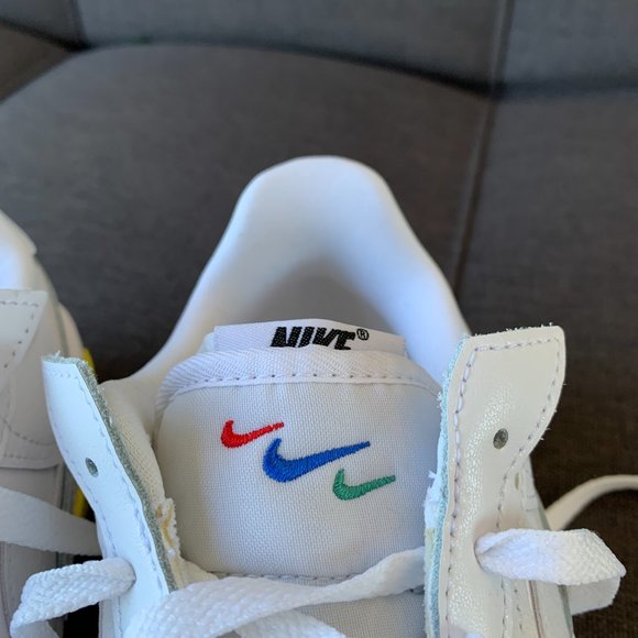 Air Force 1 Fontanka - Picture 4 of 5